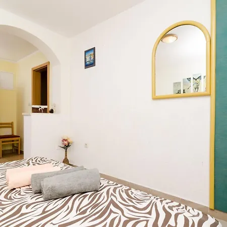 Apartment Bell Memories- Two Bedroom With Shared Terrace And Sea View A5 *