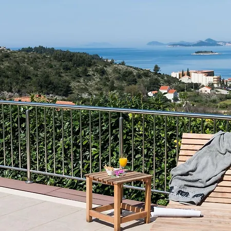 Bell Memories- Two Bedroom With Shared Terrace And Sea View A5 Daire Cavtat